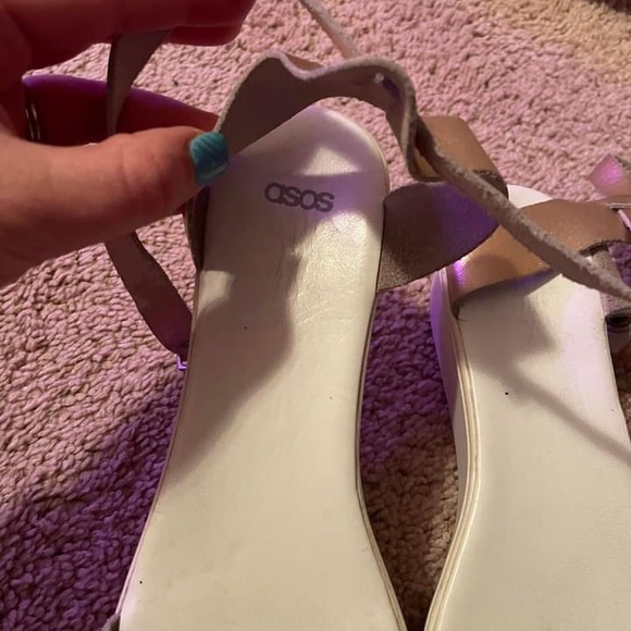 ASOS Platforms - Picture 2 of 2